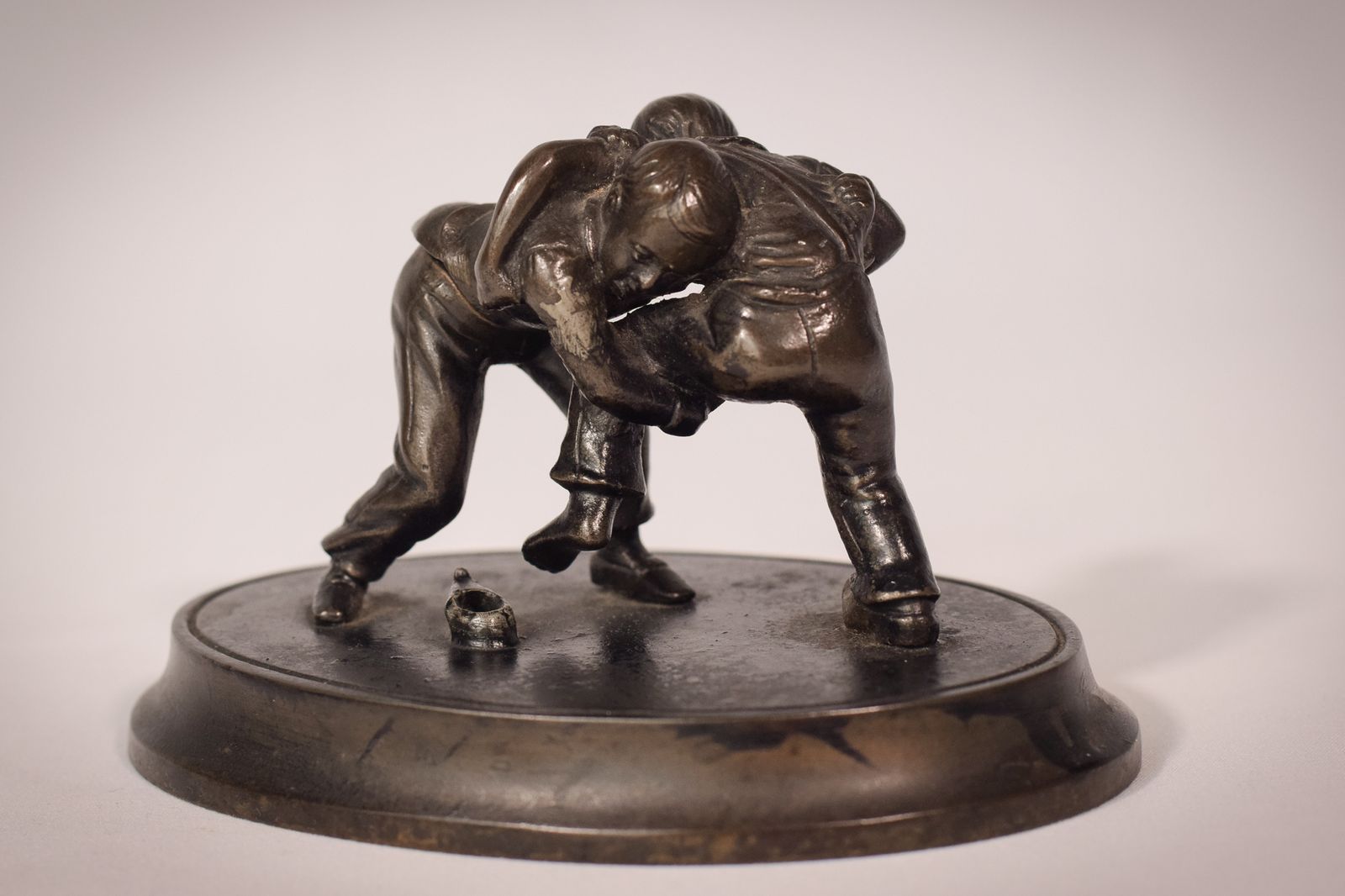 Bronzen Sculptuur Van Vechtende Jongens, 19e Eeuw photo for sale