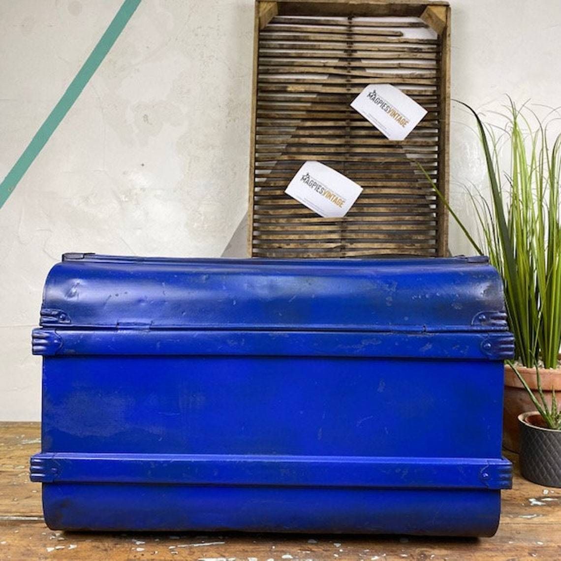 photo furniture Sml Industrial Blue Steamer Trunk Chest Coffee Table Storage Box
