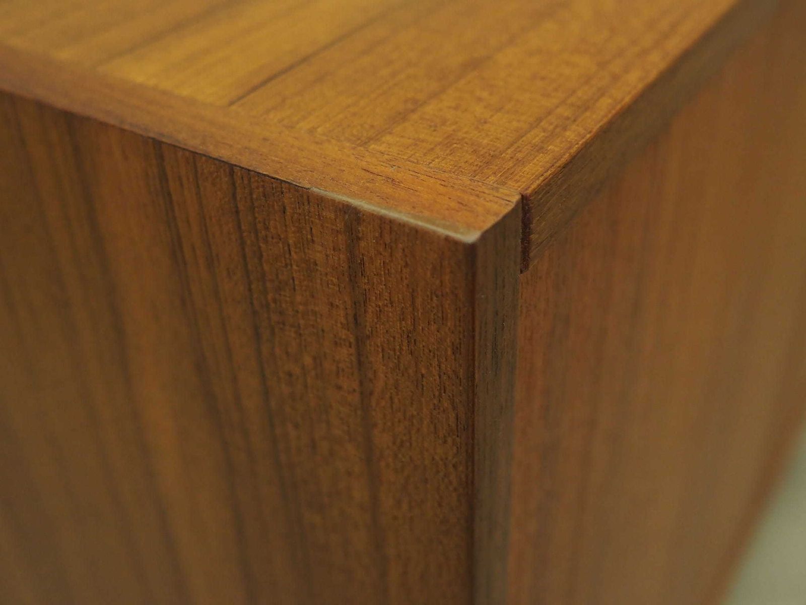 photo furniture Mahonie Kast, Zweeds Design, Jaren 1970, Gemaakt In Zweden