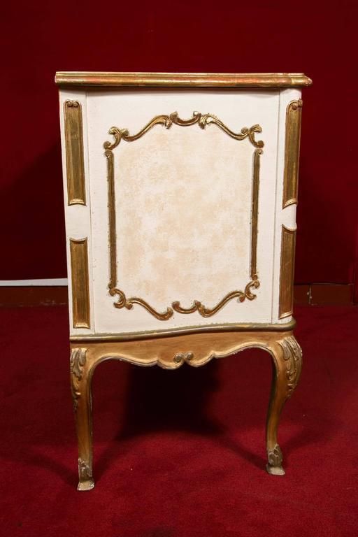Italian Commode From The 1950s, Painted And Gilded, Very Well Made photo buy