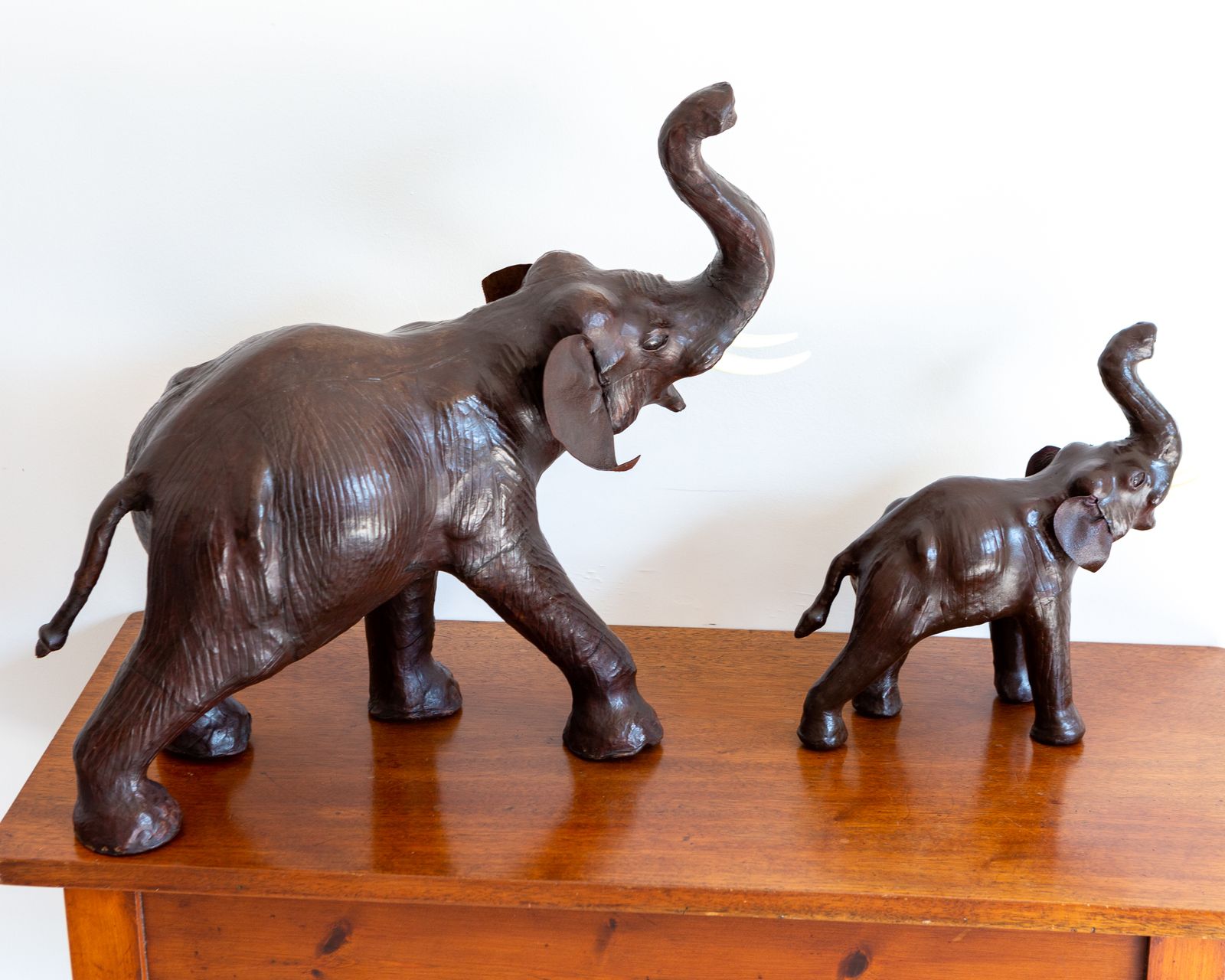 Pair Of Vintage Mother And Baby Leather Elephant Statues Figurines Liberty Mcm photo furniture