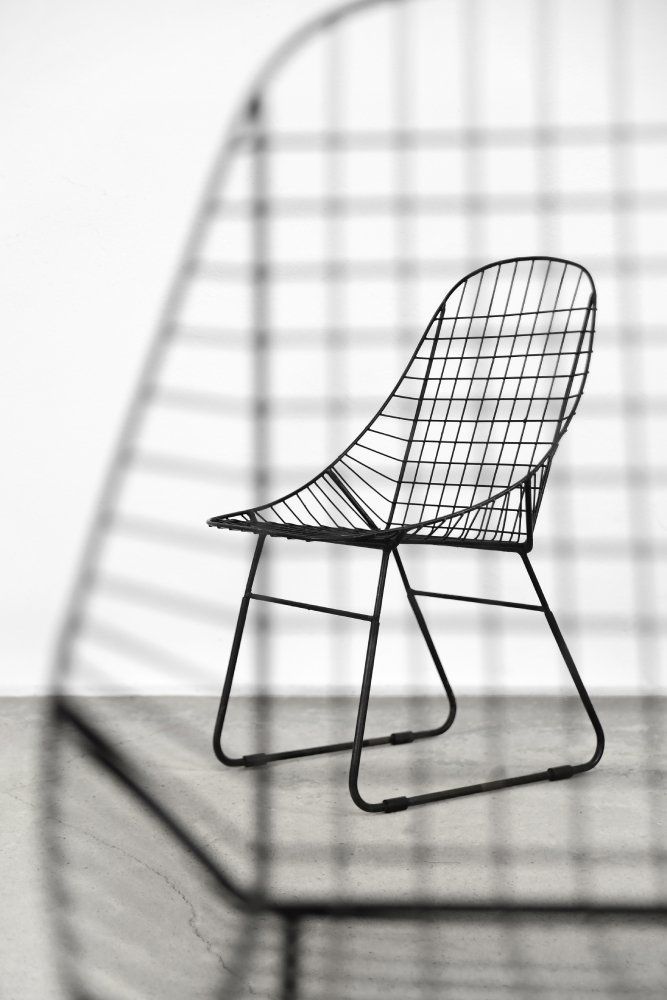 2422.0 Scandinavian Mid Century Modern Minimalist Black Wire Prototype Chair, 1960s, Set Of 5 photo