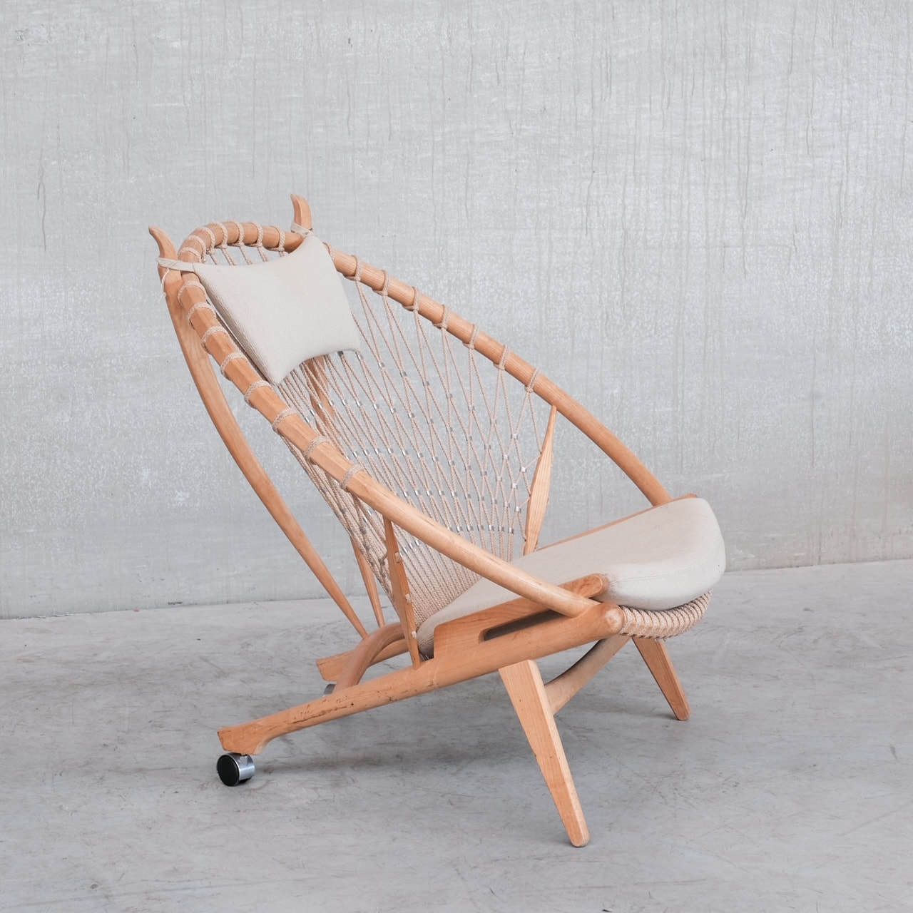 Hans J Wegner Danish Mid Century Circle Chair photo furniture