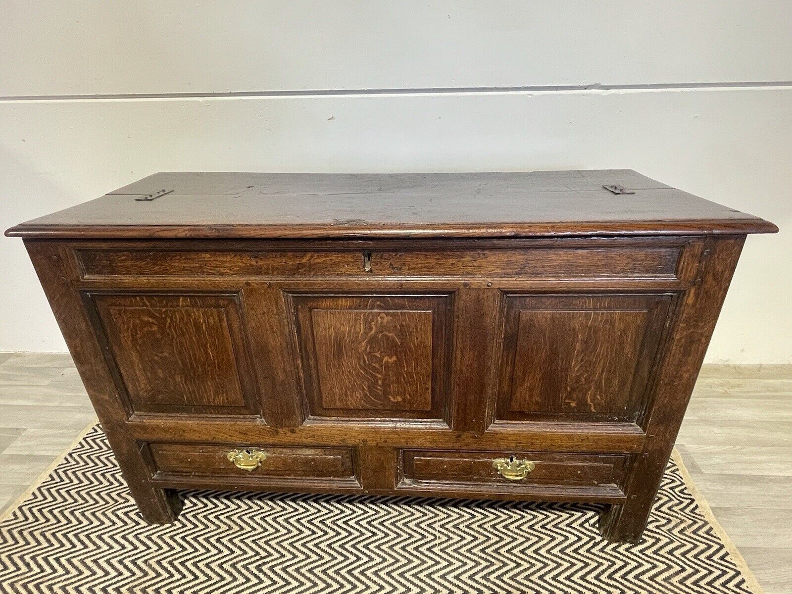 Furniture Antique C1740 Welsh Oak Mule Chest Trunk Storage Blanket Chest Hallway Storage photo