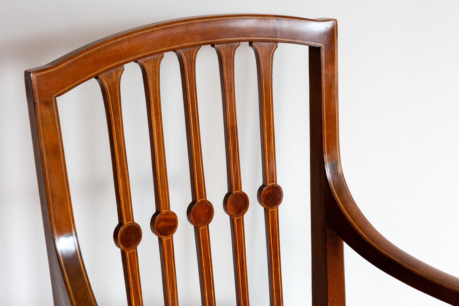 photo vintage Fine English Regency Sheraton Revival Antique Mahogany Inlaid Armchair
