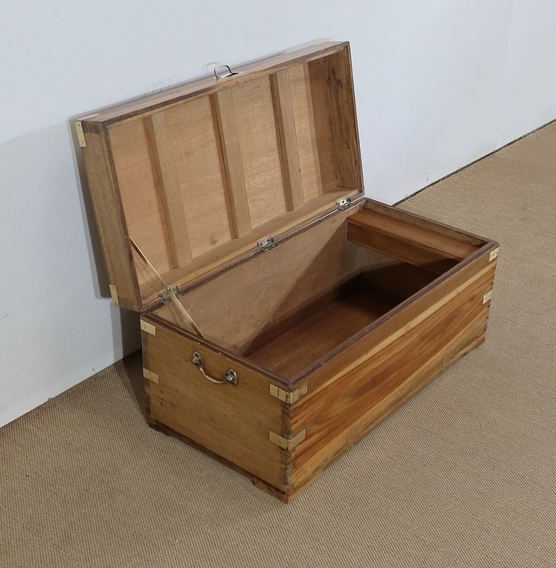 Camphor And Blond Mahogany Travel Trunk – Late 19th Century photo furniture