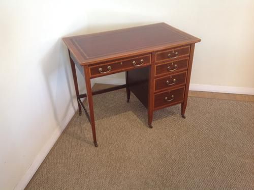 Single Pedestal Mahogany Desk By Maple photo furniture