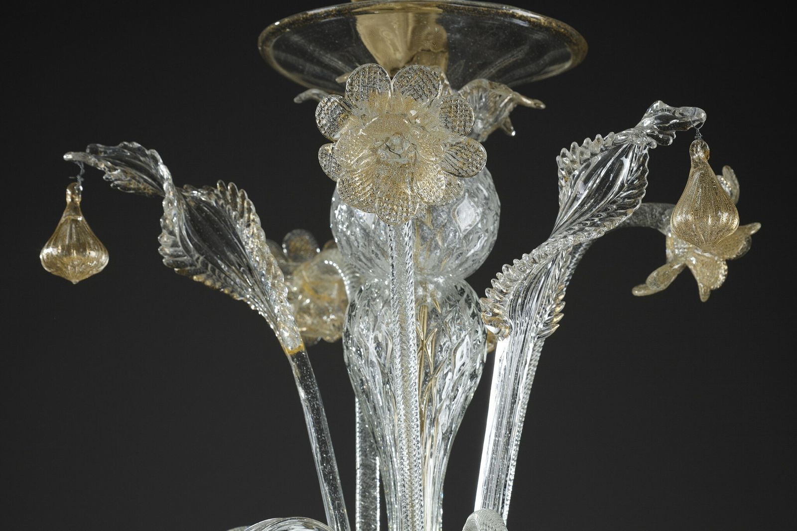 photo furniture Large Murano Glass Chandelier With Eight Arms Of Light Decorated With Gold