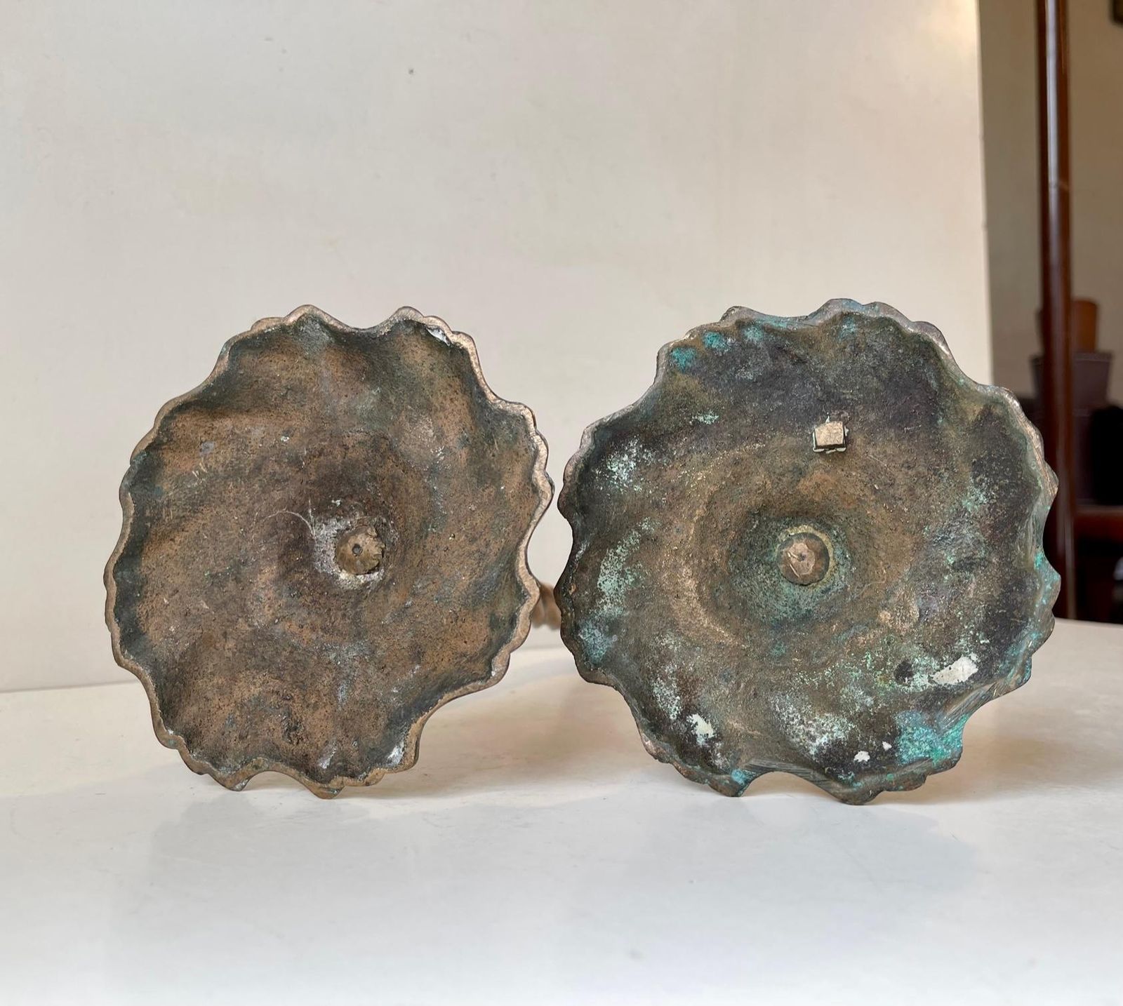 Gothic Twisted Column Candlesticks In Bronze, 19th Century, Set Of 2 photo vinterior