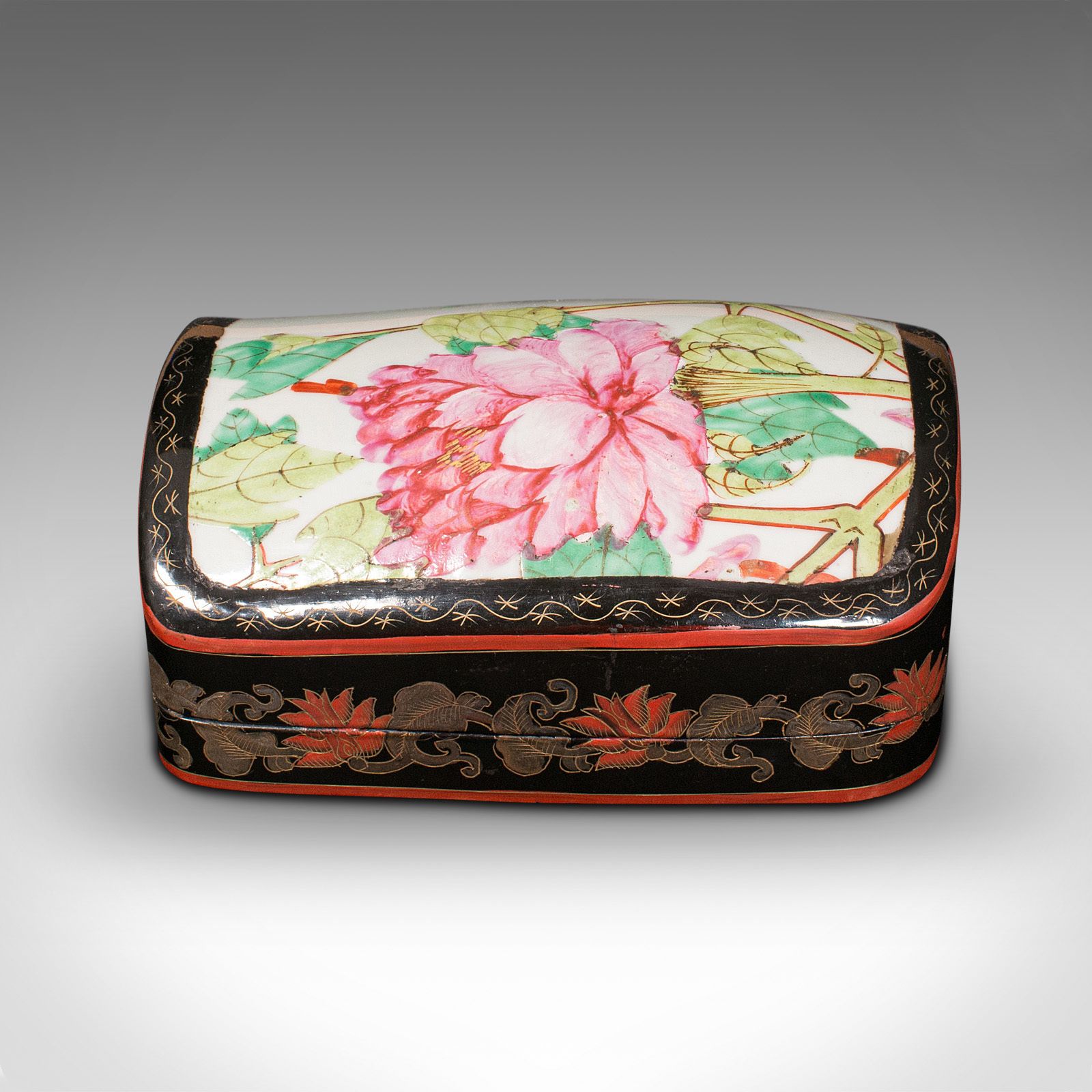 Vintage Dome Top Box, Japanned, Trinket, Jewellery Case photo 525.0