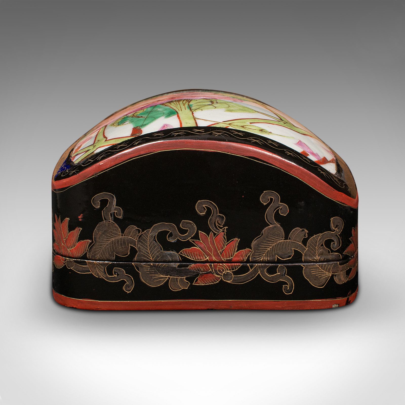 525.0 Vintage Dome Top Box, Japanned, Trinket, Jewellery Case photo
