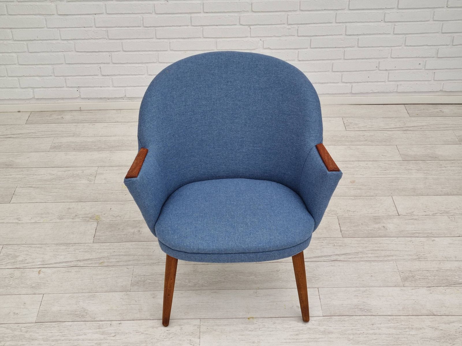 1960s, Danish Design, Completely Renovated Lounge Chair, Camira Furniture Wool Fabric, Teak photo vinterior