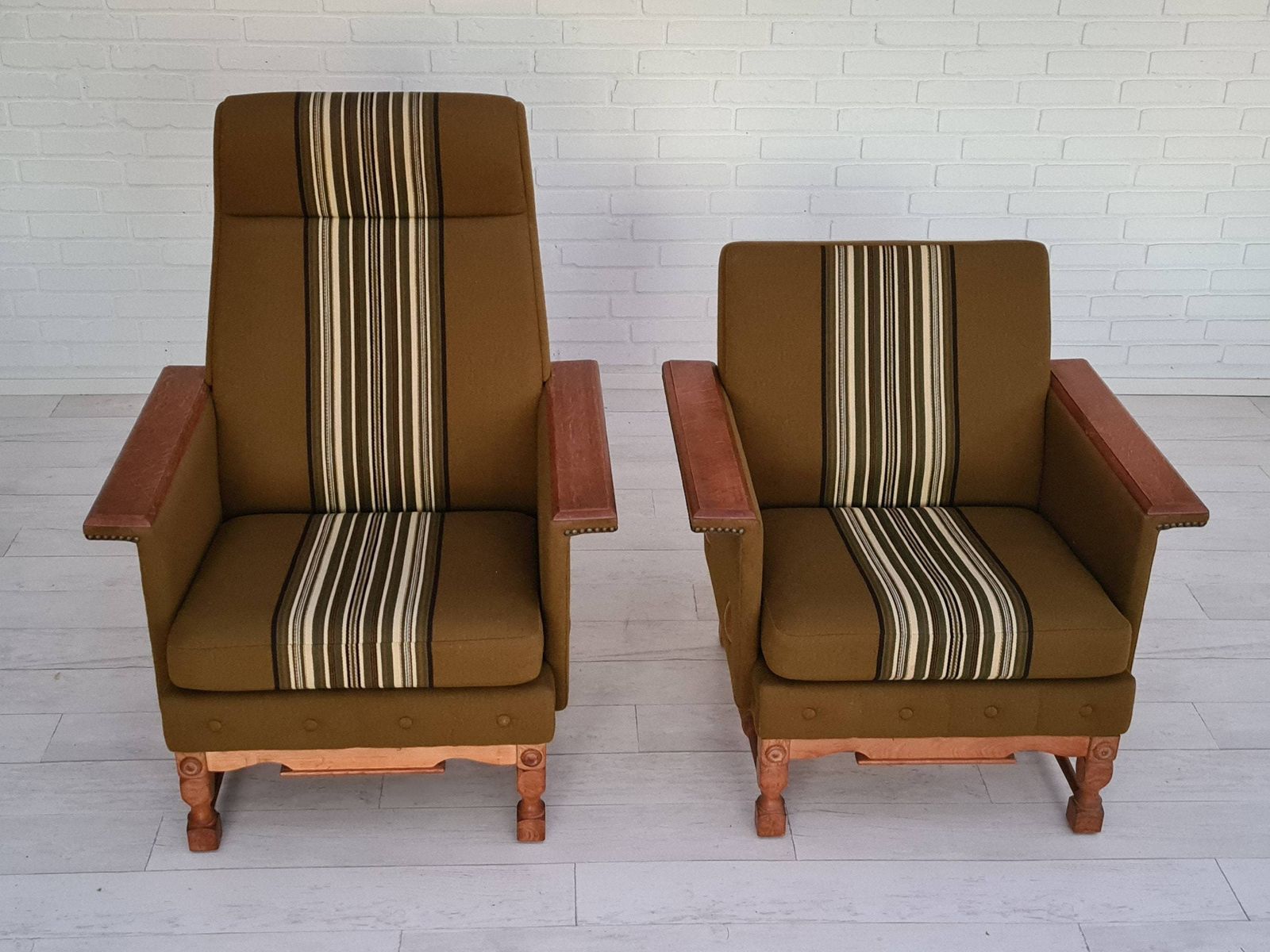 1970s, Danish Design, Set Of Armchairs, Oak Wood, Wool, Original Condition photo Furniture