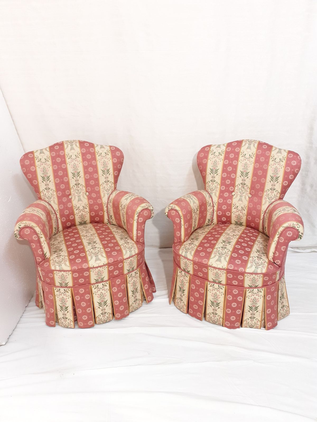 Pink And Green Madame Pompadour Armchairs photo furniture
