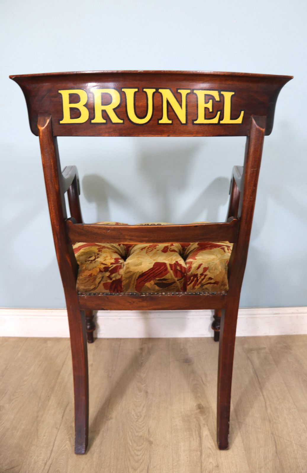 A Lovely Comfortable Victorian Mahogany Bar Back Carver Chair photo Furniture