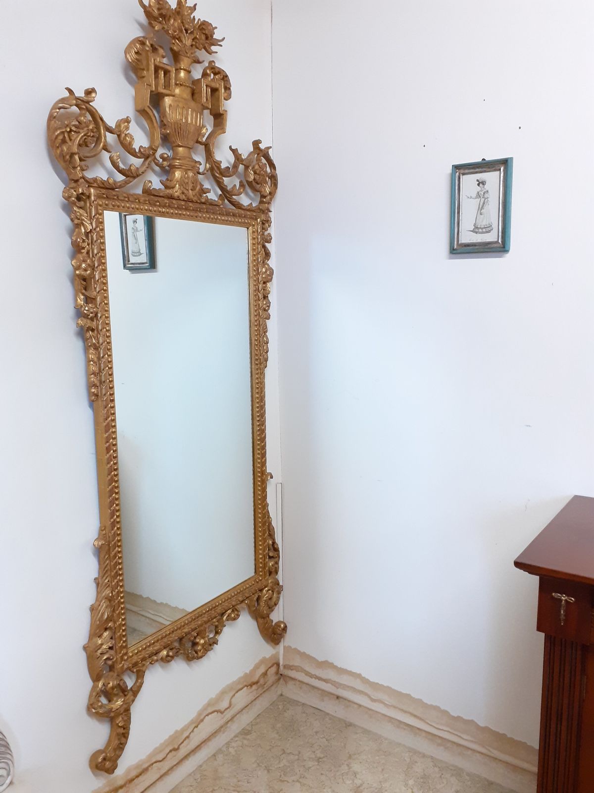 Baroque Style Mirror Of High Florentine Craftsmanship photo for sale