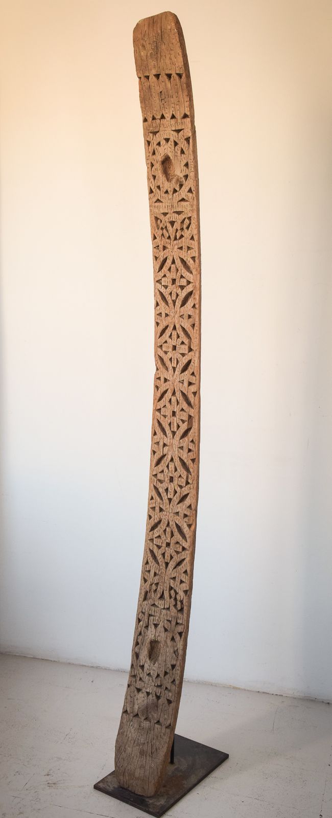 Afrikaanse Latei (Tuareg), Midden 20e Eeuw photo furniture