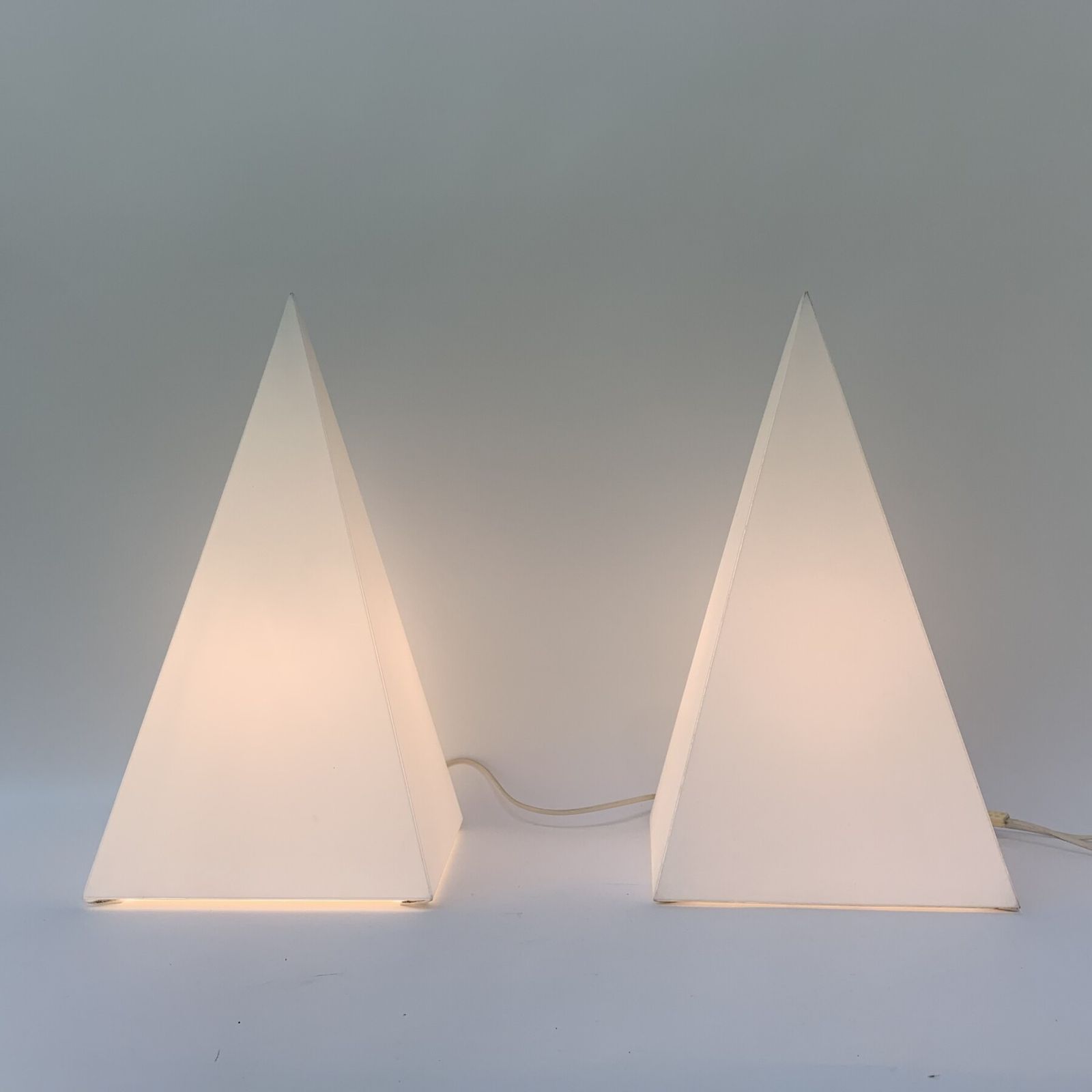 Set Van 2 Woja Tafellampen, Jaren 1970 photo Verlichting