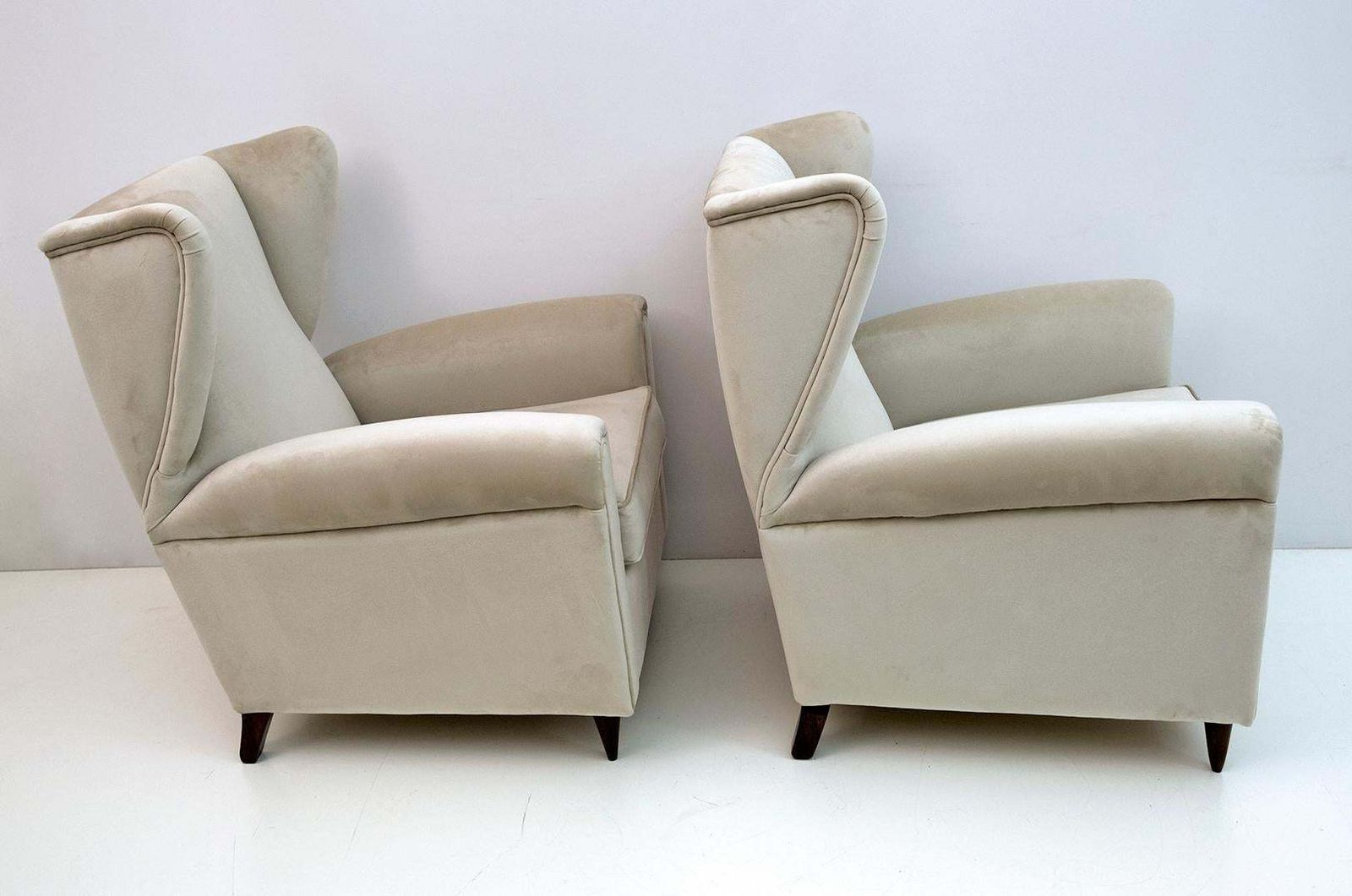 photo for sale Pair Of Gio Ponti Mid Century Modern Italian Velvet Armchairs 1950s
