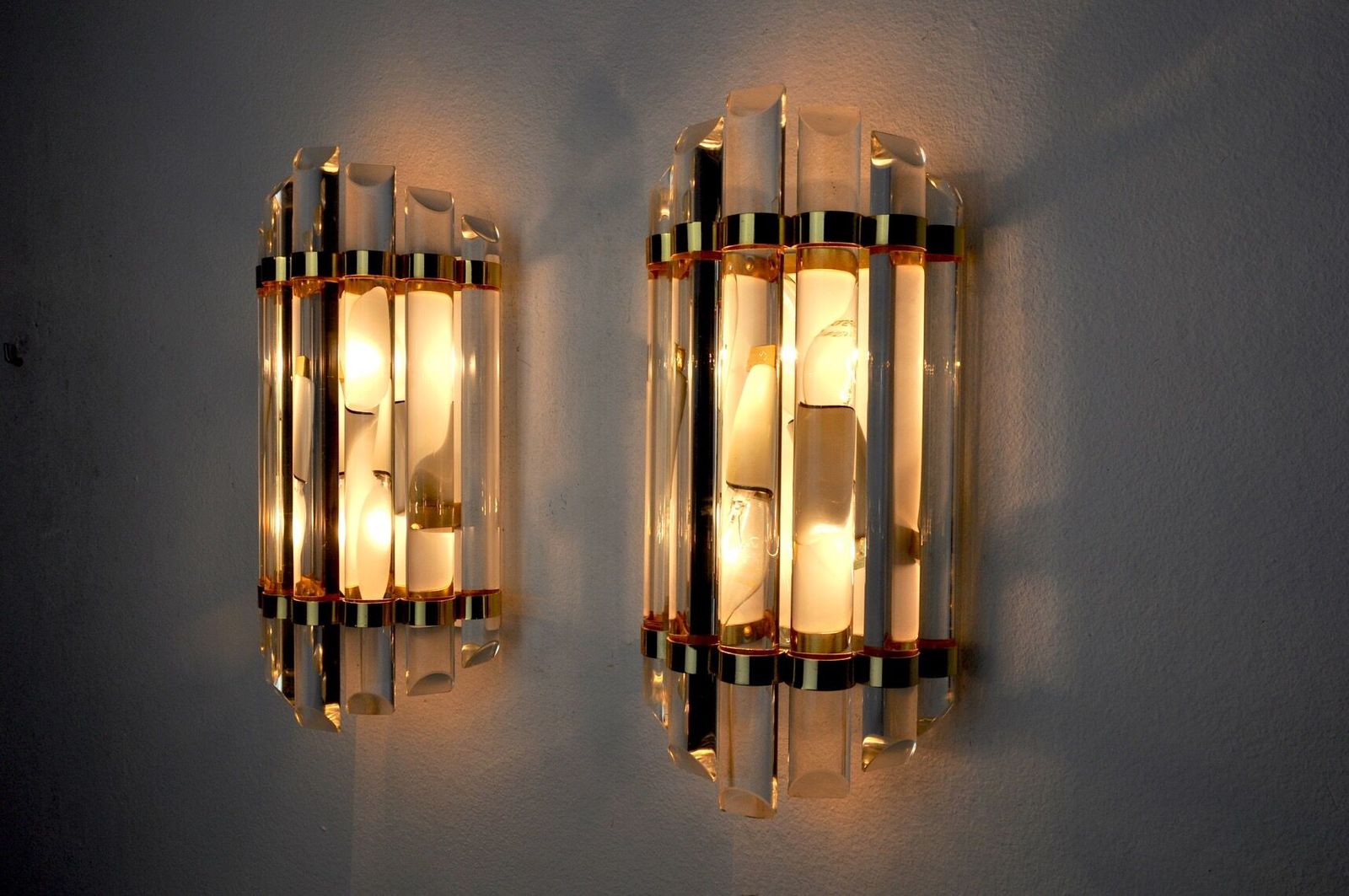 Pair Of Venini Cut Glass Sconces Murano Italy 1970 photo vinterior