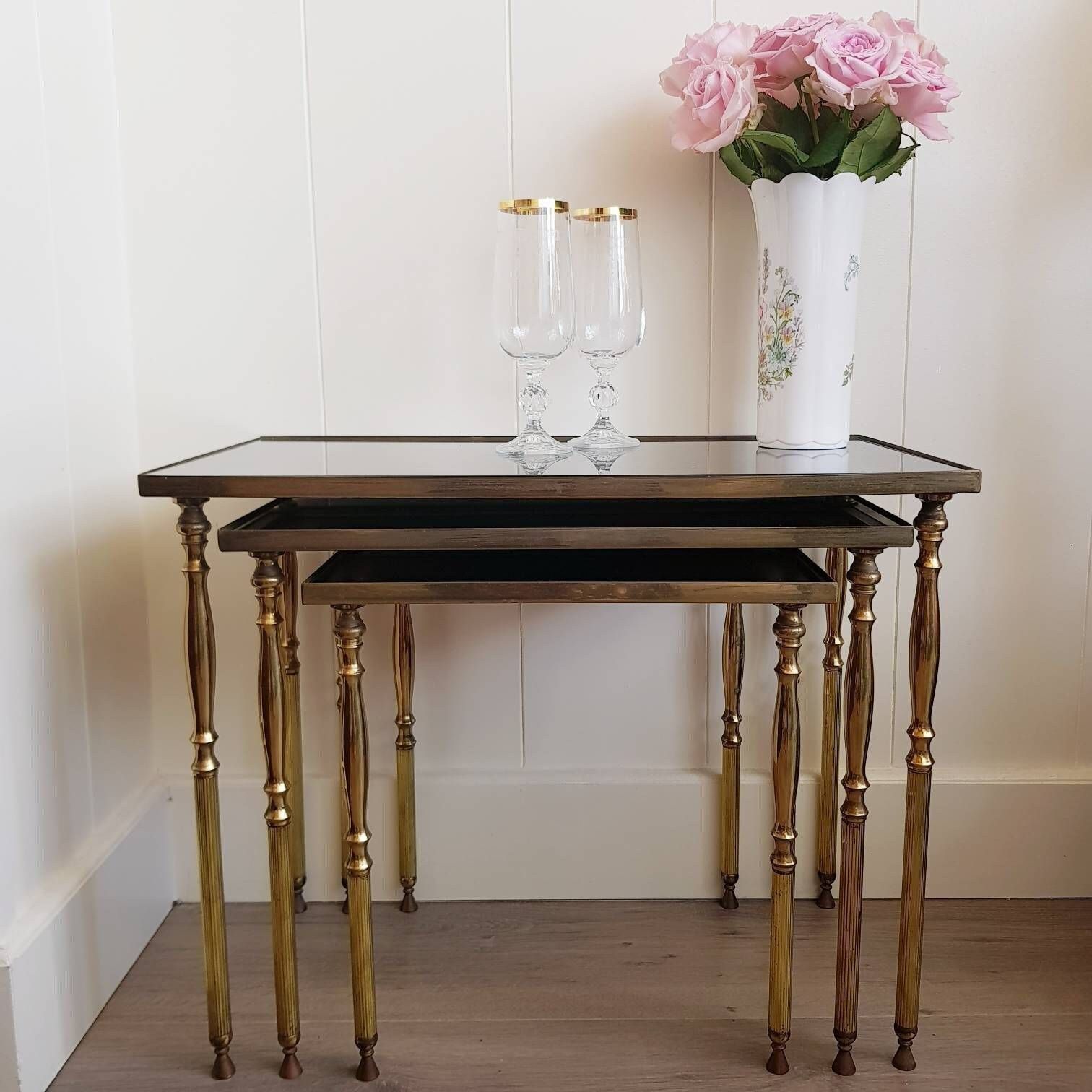 Mid Century Messing Bijzettafels, Set Van 3 – Jaren 60/70, Hollywood Regency photo furniture