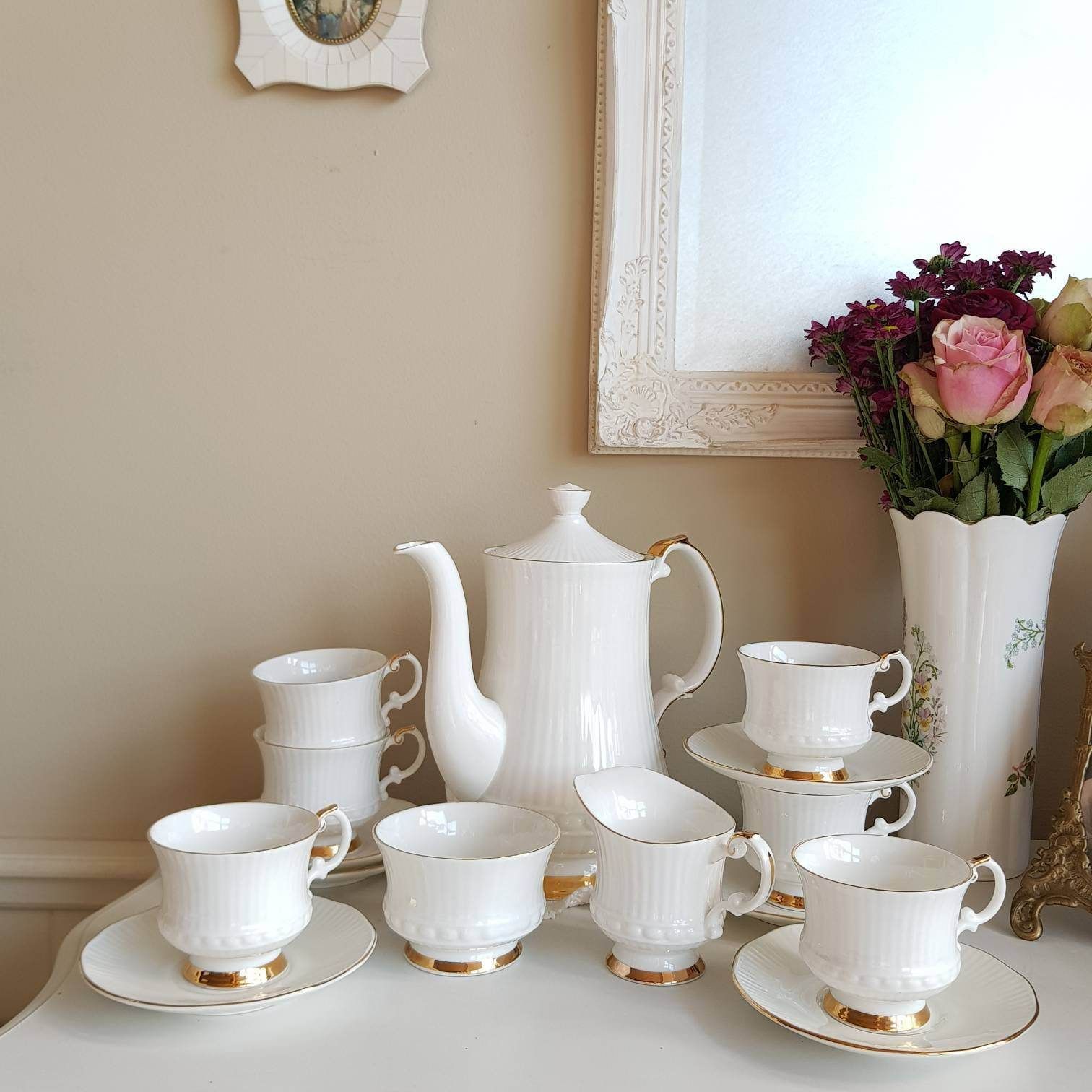 Vintage Elizabethan Charmaine, Fijn Beenderporselein, Made In England, Thee /Koffieset Voor 6 Personen, Tafelgerei, Mooi Huwelijkscadeau
