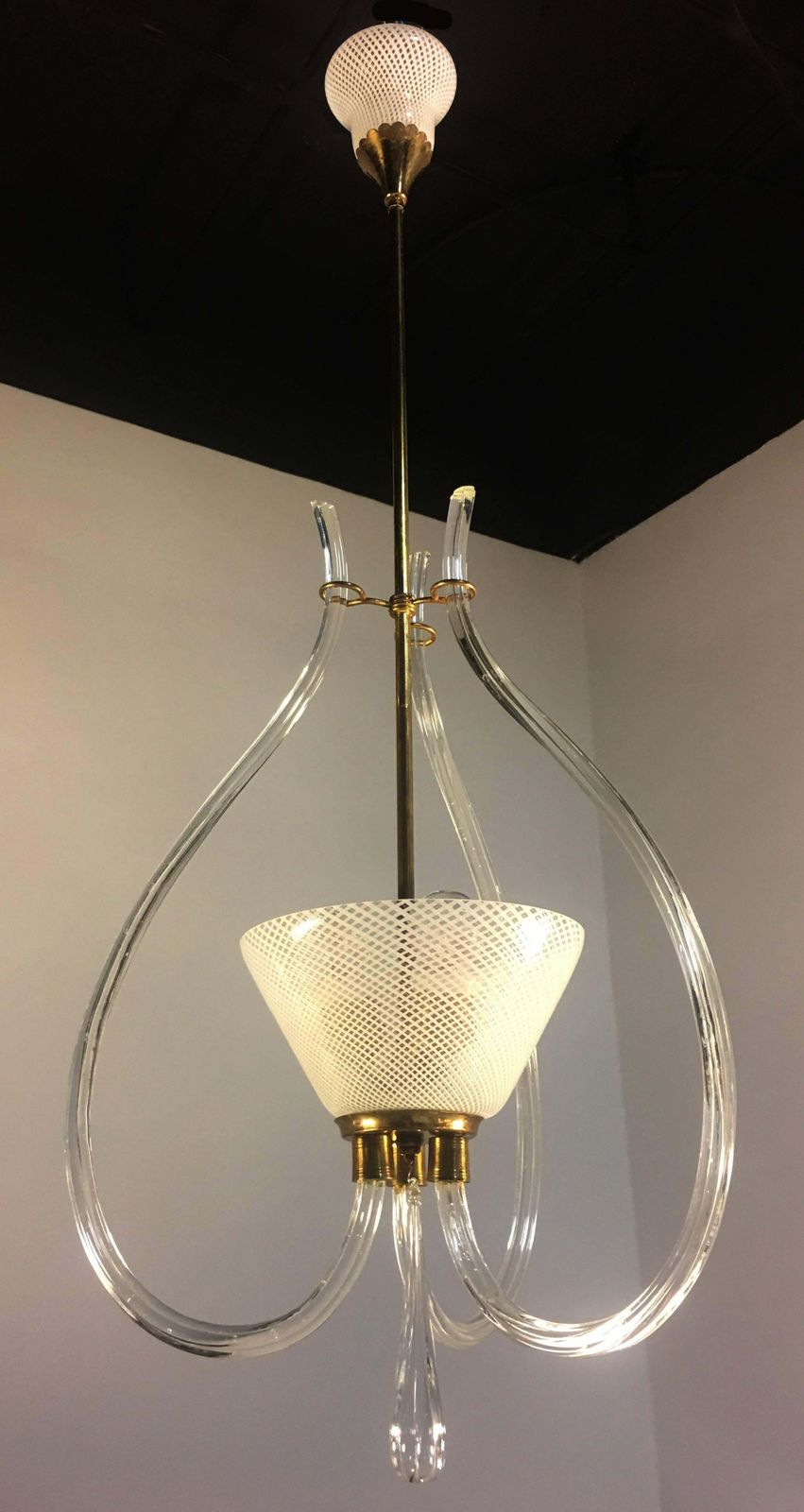 Adorable Pendant Chandelier "Reticello" By Venini, Murano, 1940s photo Lighting