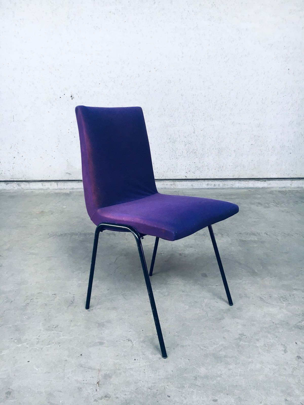 photo vinterior Midcentury Modern Design Robin Chair Set By Pierre Guariche For Meurop, Belgium 1950's