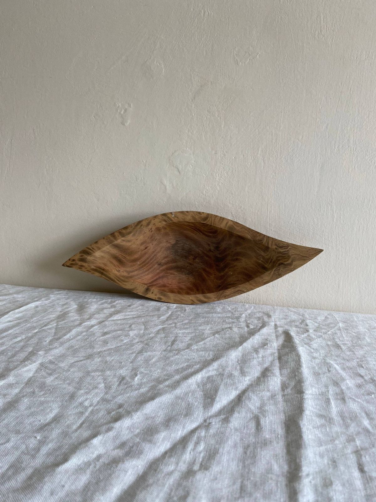 photo furniture Mid Century Burr Wood Decorative Bowl / Curved Wooden Dish   Larger C.1970