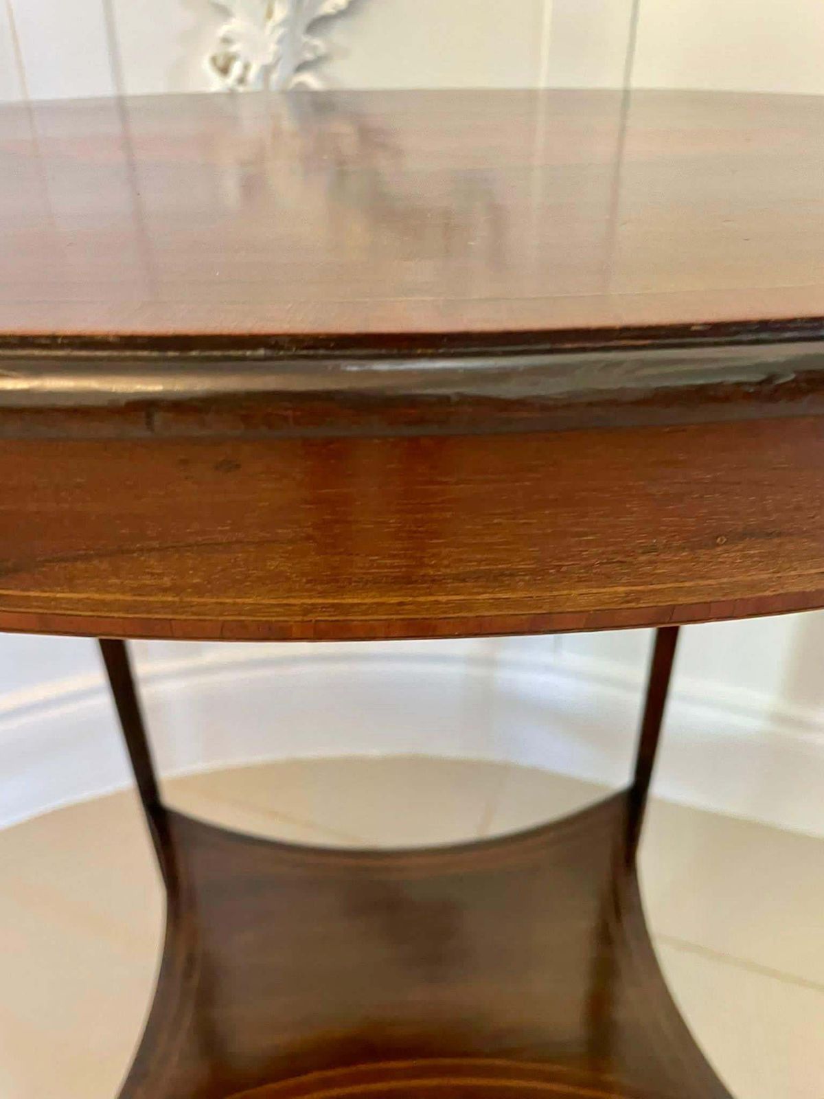 photo furniture Antique Edwardian Oval Quality Mahogany Inlaid Lamp Table