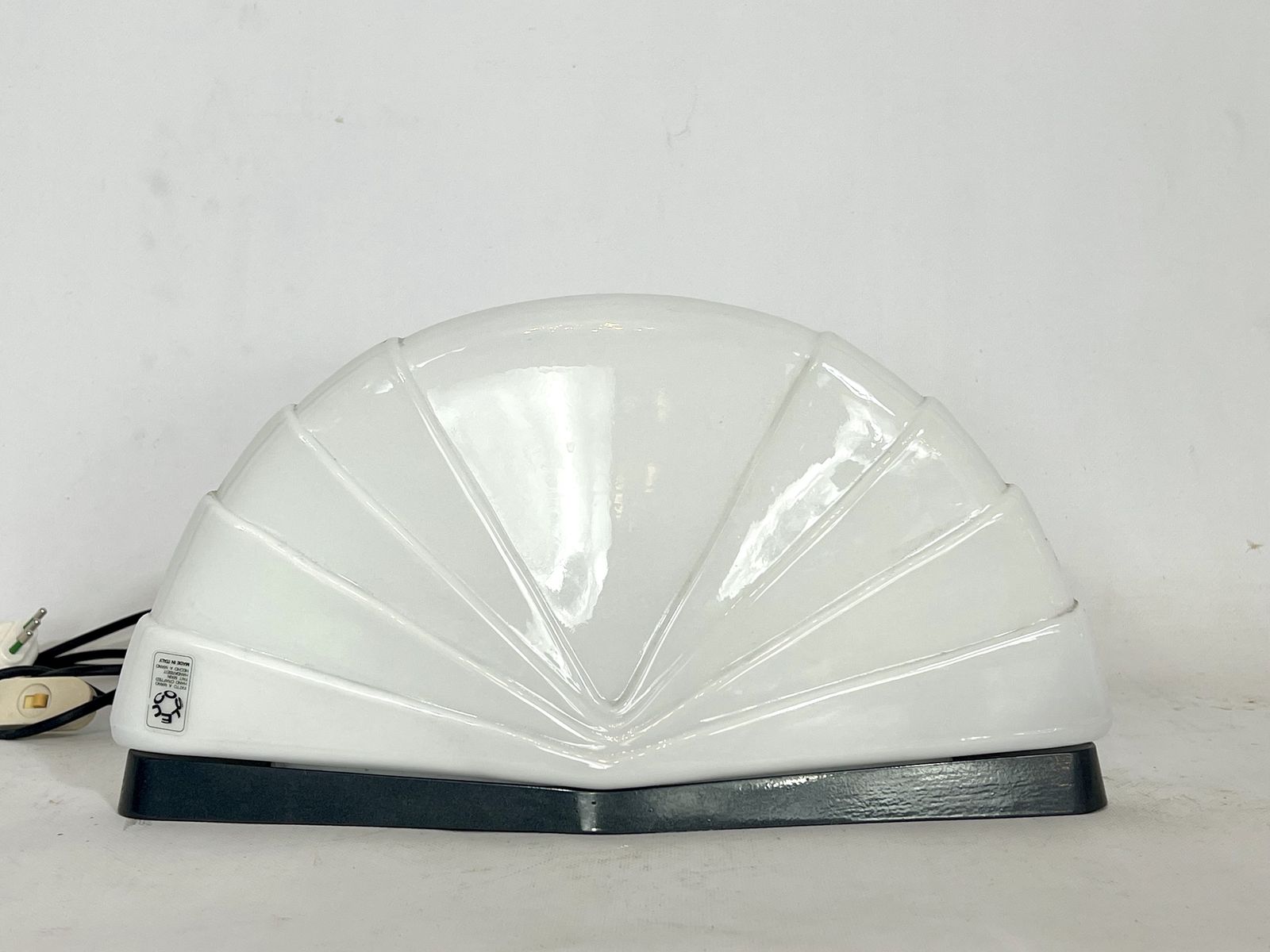 Paolo Nava For Leucos, Mid Century Modern Glass Table Lamp Model Flores photo Lighting