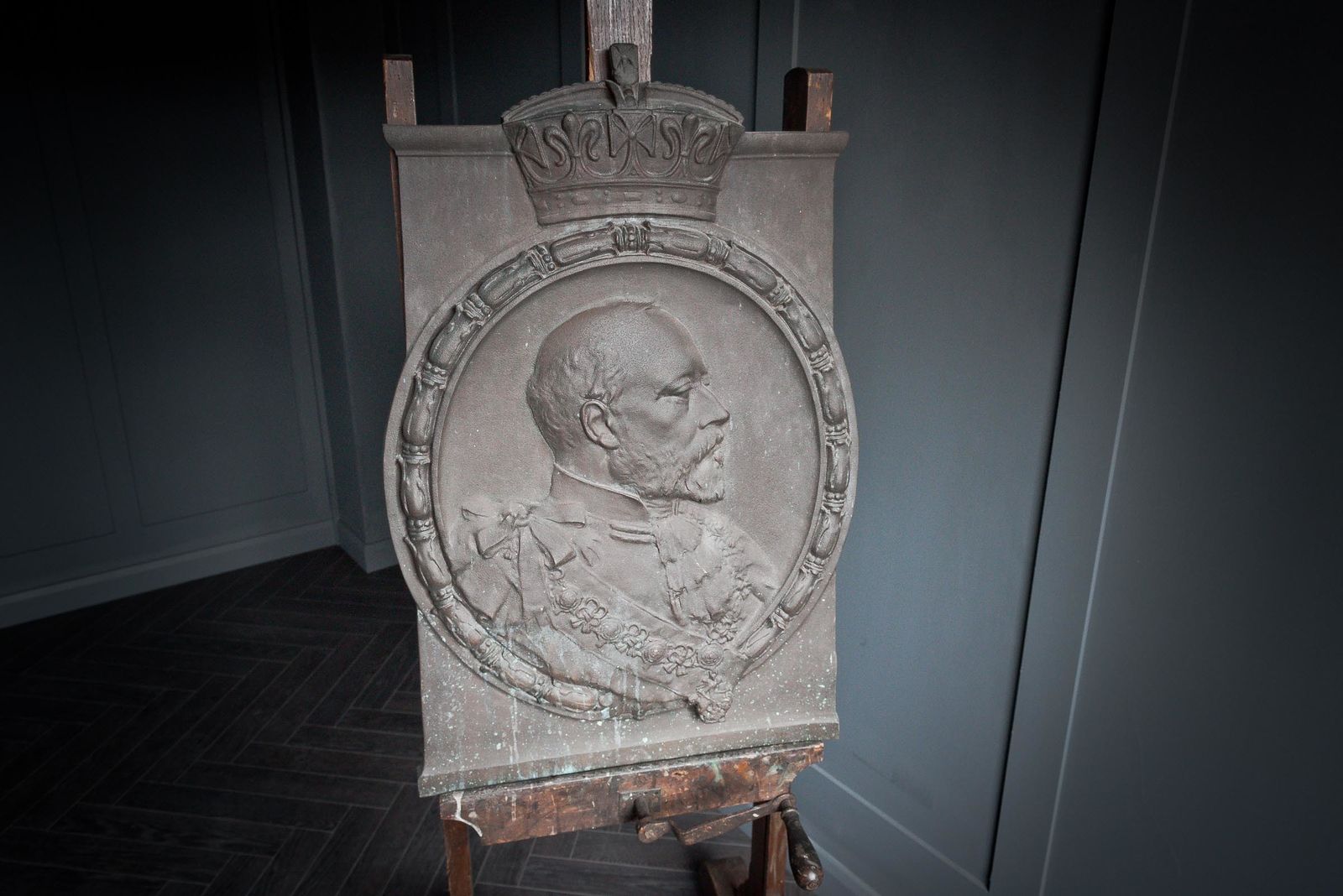 Bertie' Edward The 7th Bronze Sculpted Fountain Plaque photo 2400.0