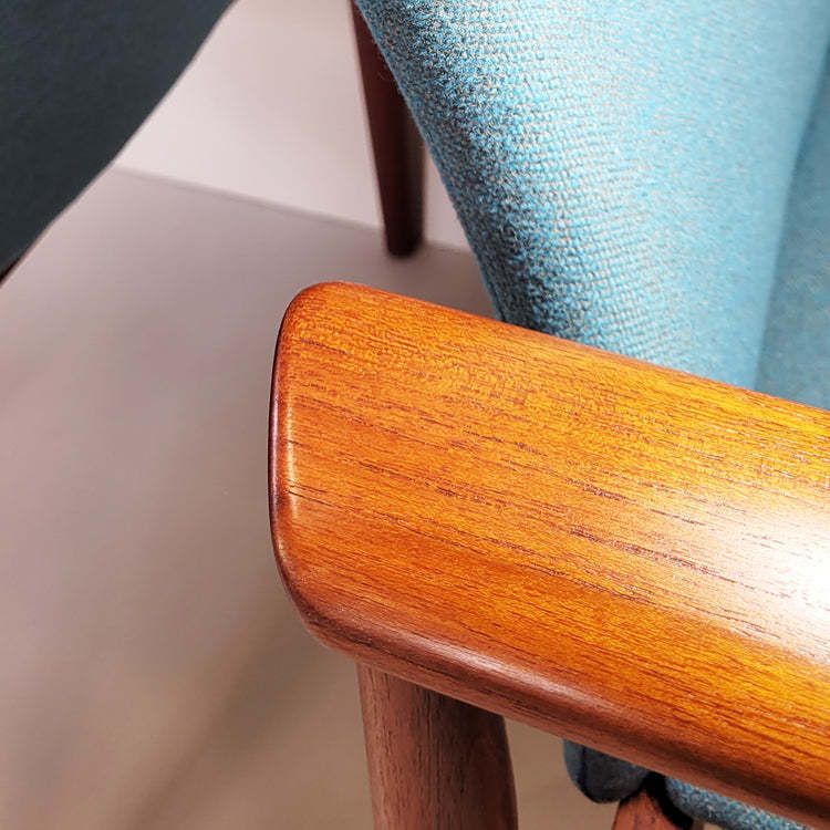 Finn Juhl Diplomat Chair Pair, 1960s photo vinterior