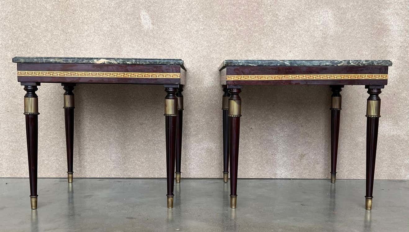 Ensemble de trois tables basses modernistes italiennes mid-century à montures en bronze photo 4390.0