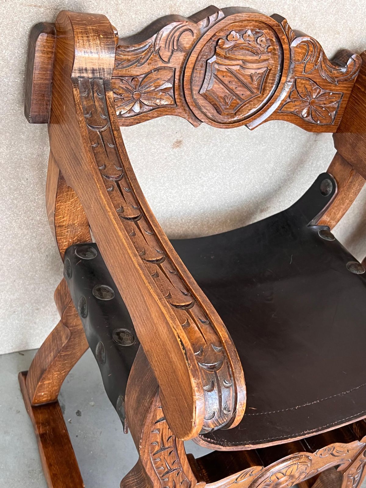 19th Pair Of Carved Walnut Leather Savonarola Bench Or Settee photo buy
