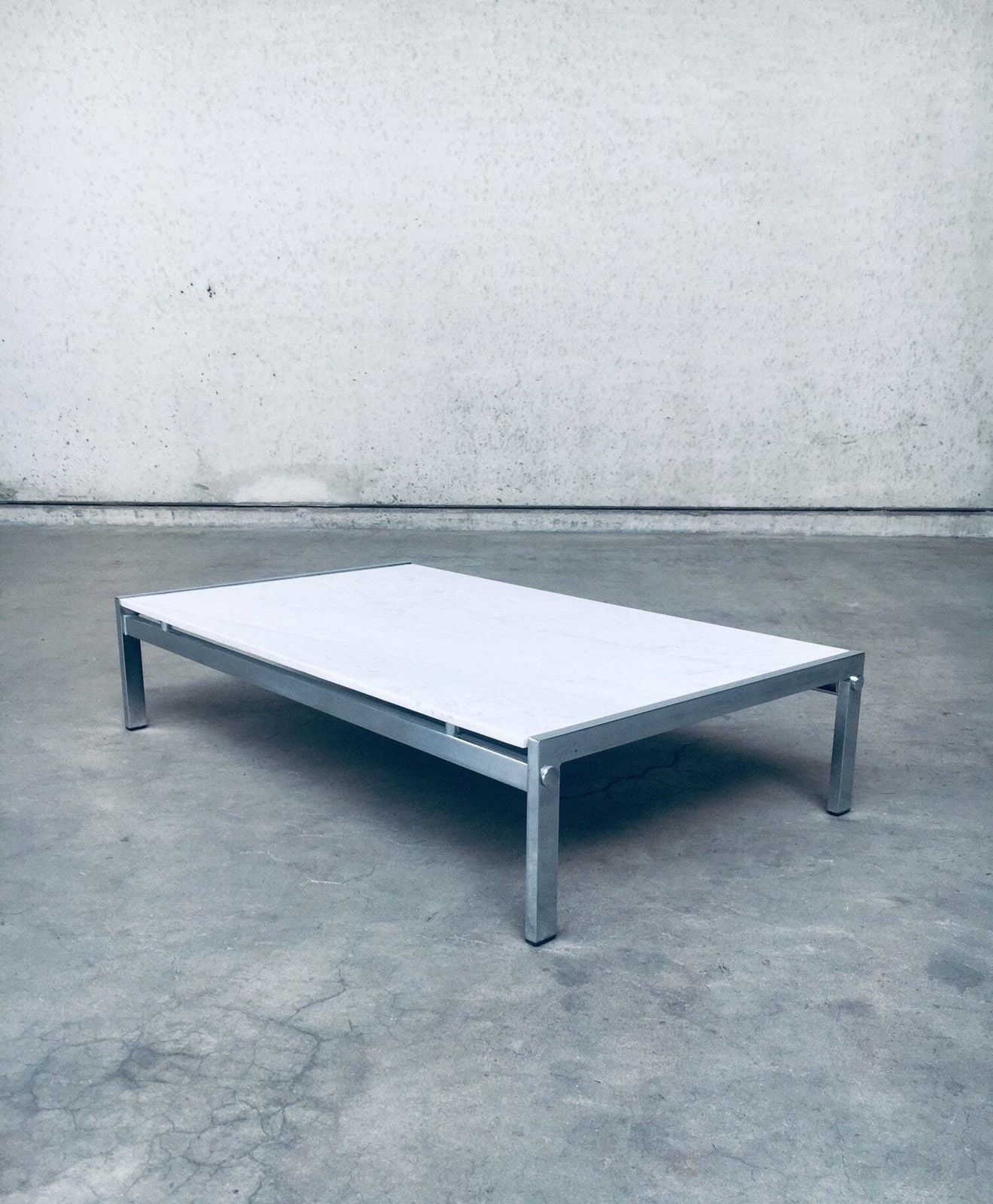Postmodern Design Salontafel In Carrara Marmer, Italië, Ca. Jaren 1970 photo furniture
