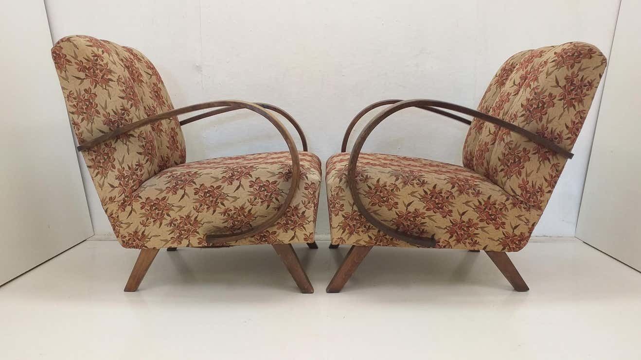 photo furniture Set Of 2 Armchairs Halabala And Coffee Table For Up Závody Czechoslovakia