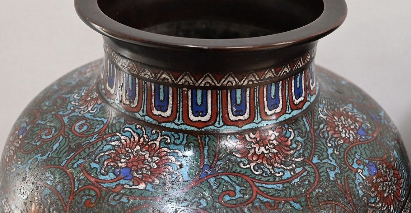 Pair Of Important Enamel Vases, Japan, 19th Century photo for sale