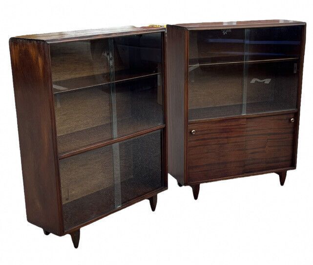 Mid Century Pair Of Bookcases By Beaver & Tapley photo Furniture