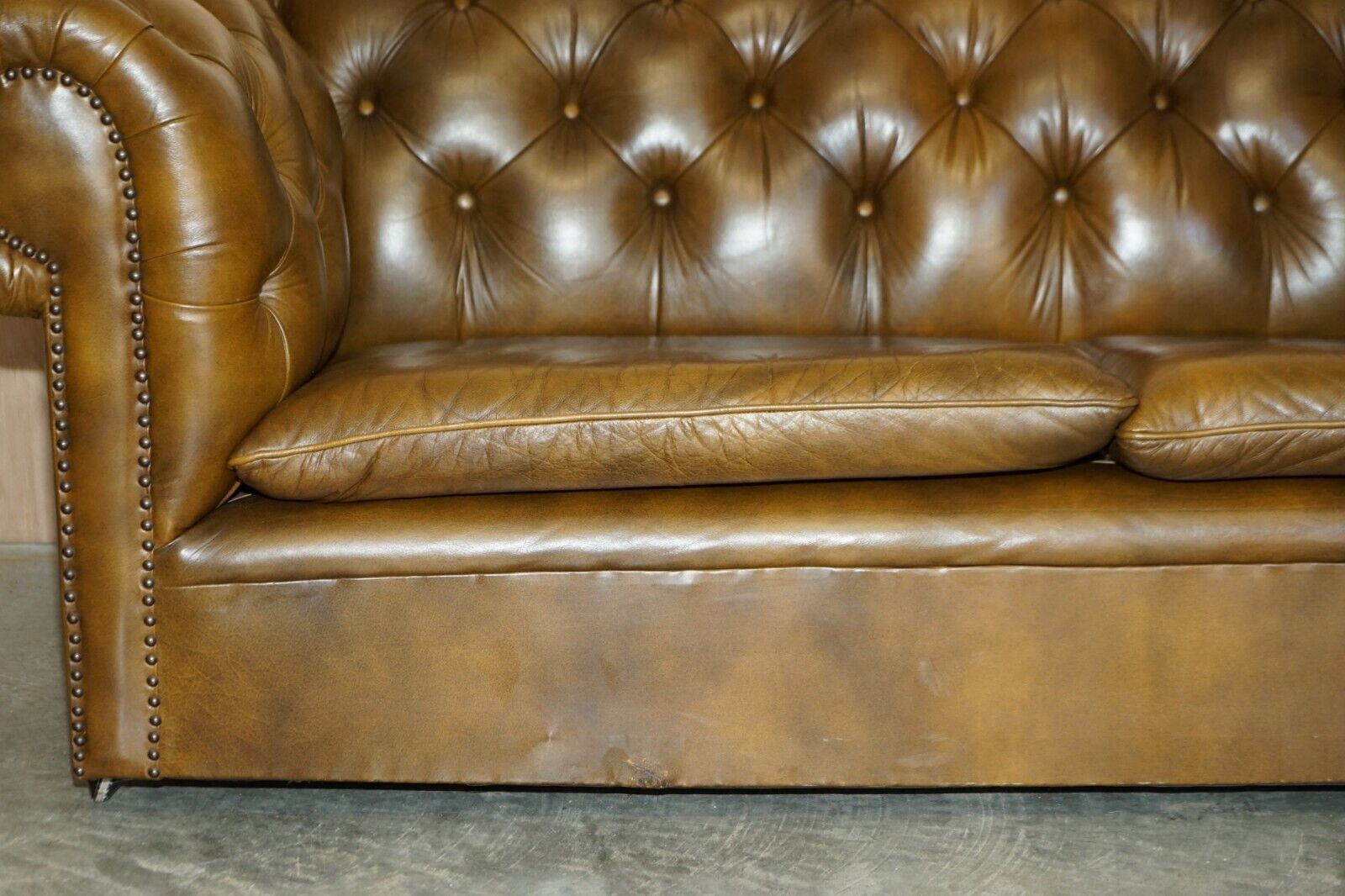 Vintage Chesterfield Club 3 Piece Sofa & Pair Of Armchairs Suite Green Leather photo vinterior