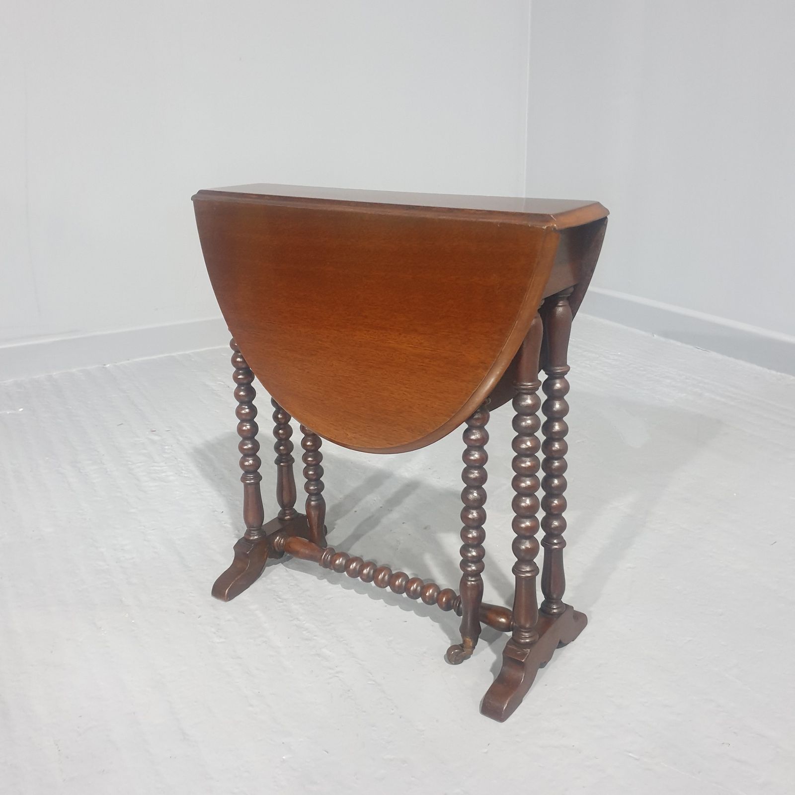 Miniature Baby Sutherland Table