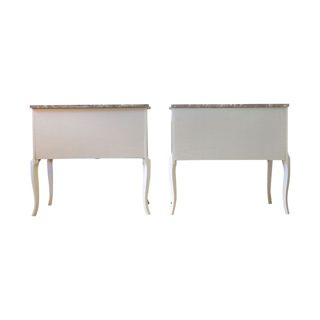 Pair Of Gustavian Style Commode In Antique White With Exotic Birds Design And Natural Marble Top photo vintage