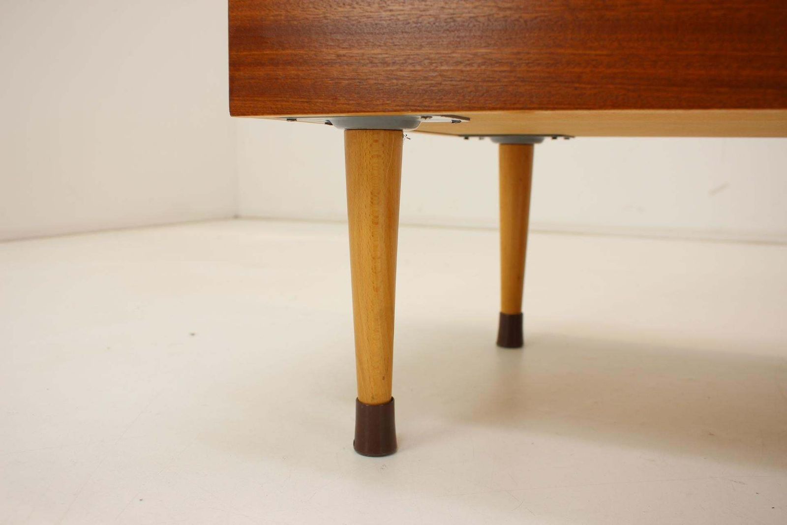 photo vinterior Vintage Cabinet By Jitona, 1970s