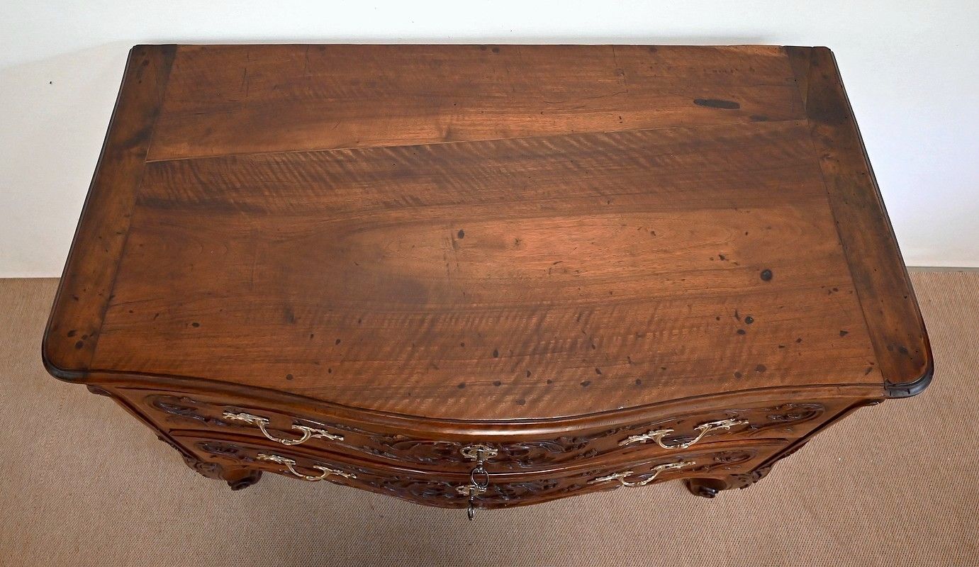 Nîmes Walnut Chest Of Drawers, Louis XV Period, 18th Century photo for sale