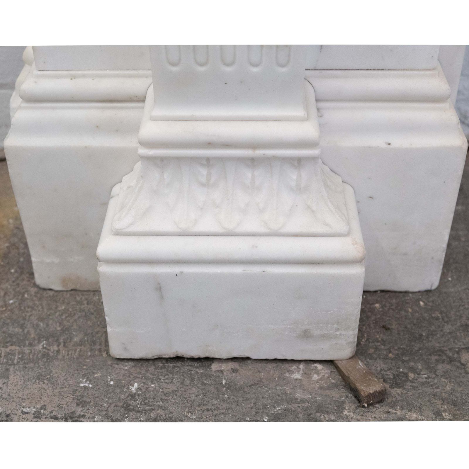 Monumental Antique Statuary Marble Carved Chimneypiece photo vinterior