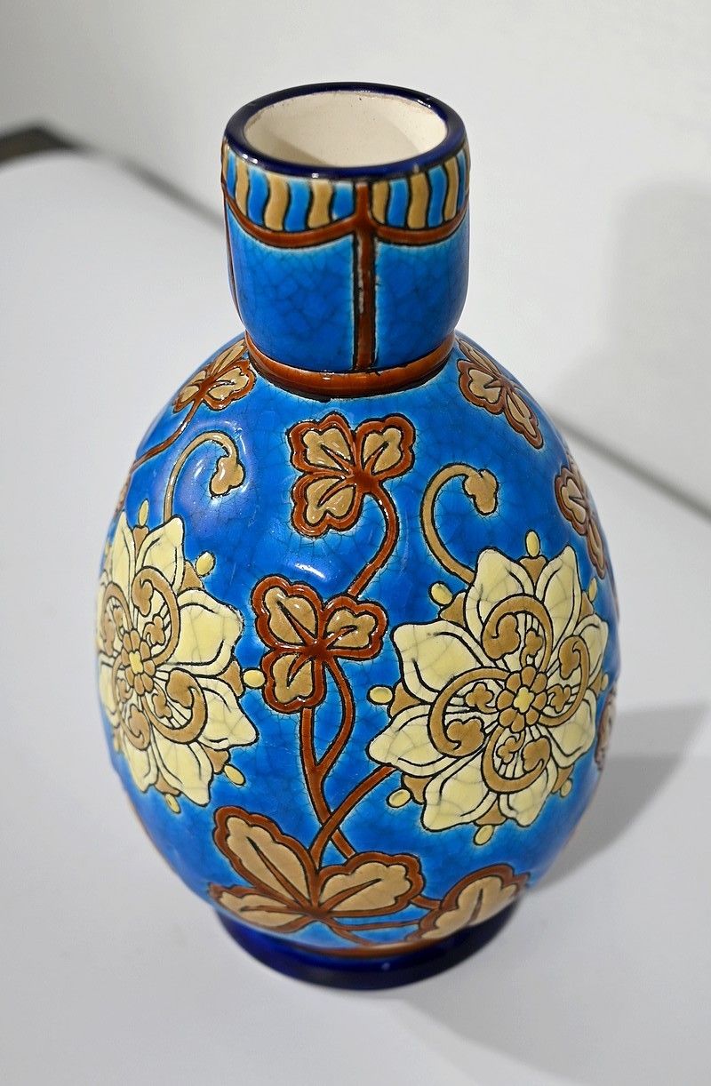 Small Vase Decorated With Flowers In Longwy Enamels   Early 20th Century photo for sale