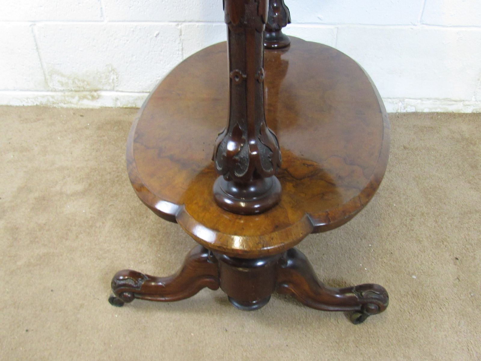 Walnut Wotnot \ Etegere, 1800s photo vinterior