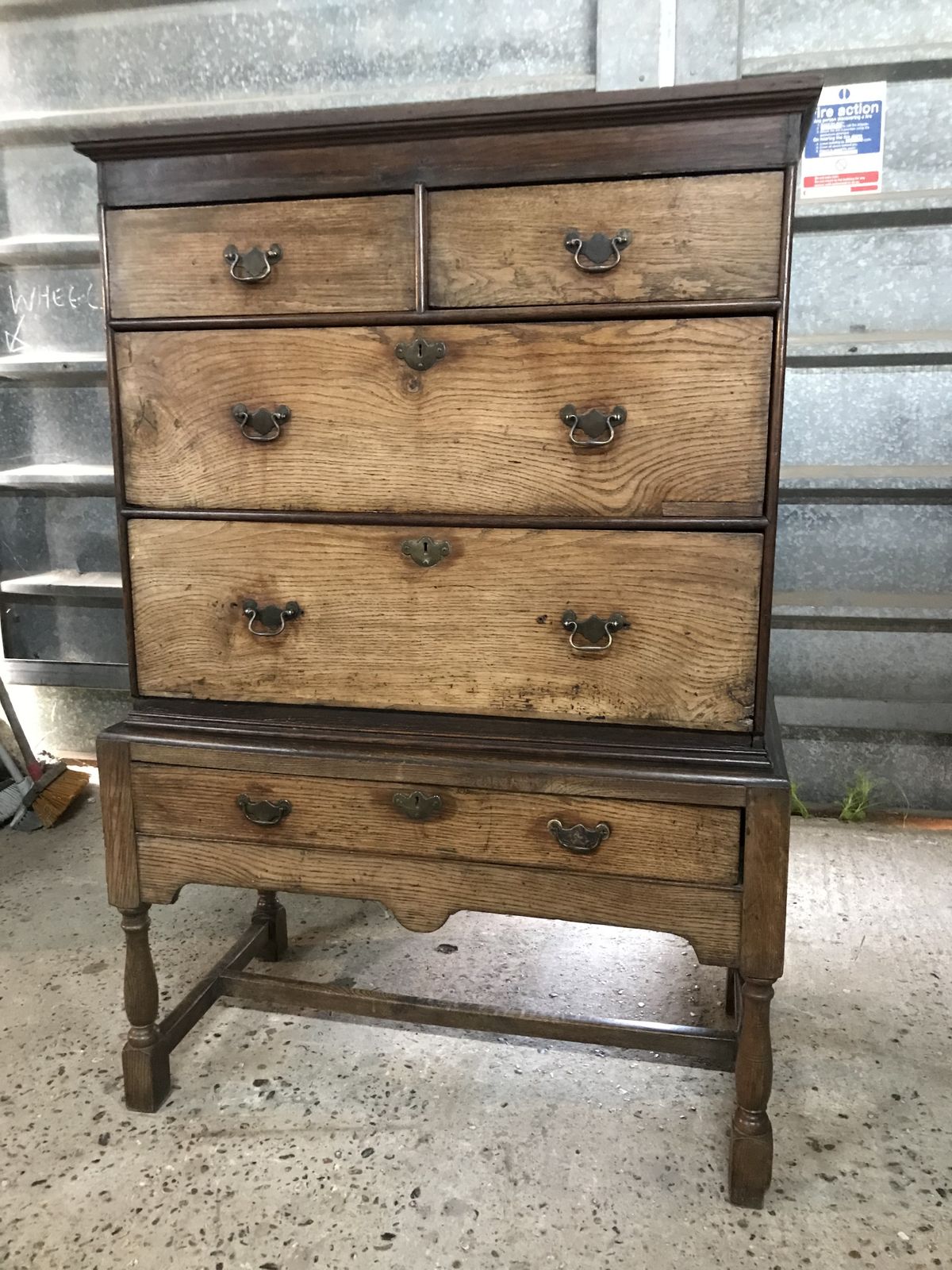 Early 18th Century Oak Chest On Stand