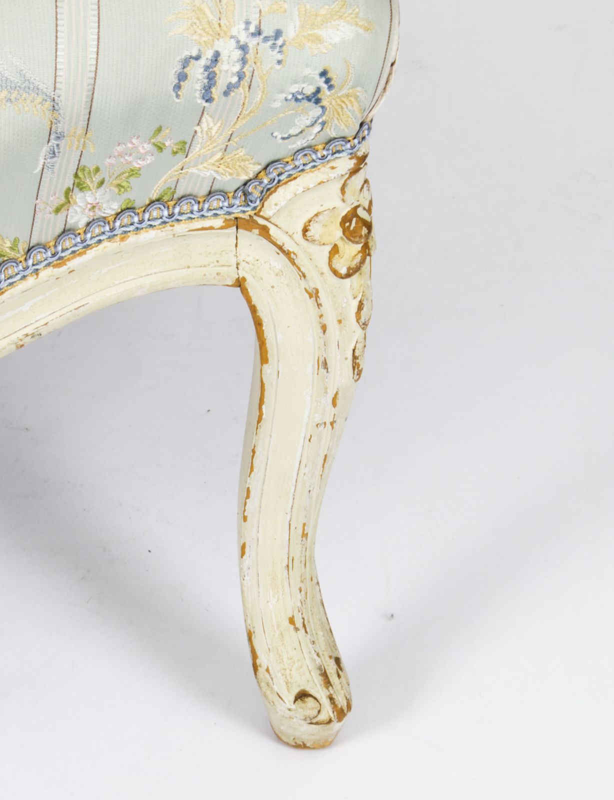 photo vinterior Pair Shabby Chic Louis Revival French Painted Armchairs 19th  Century