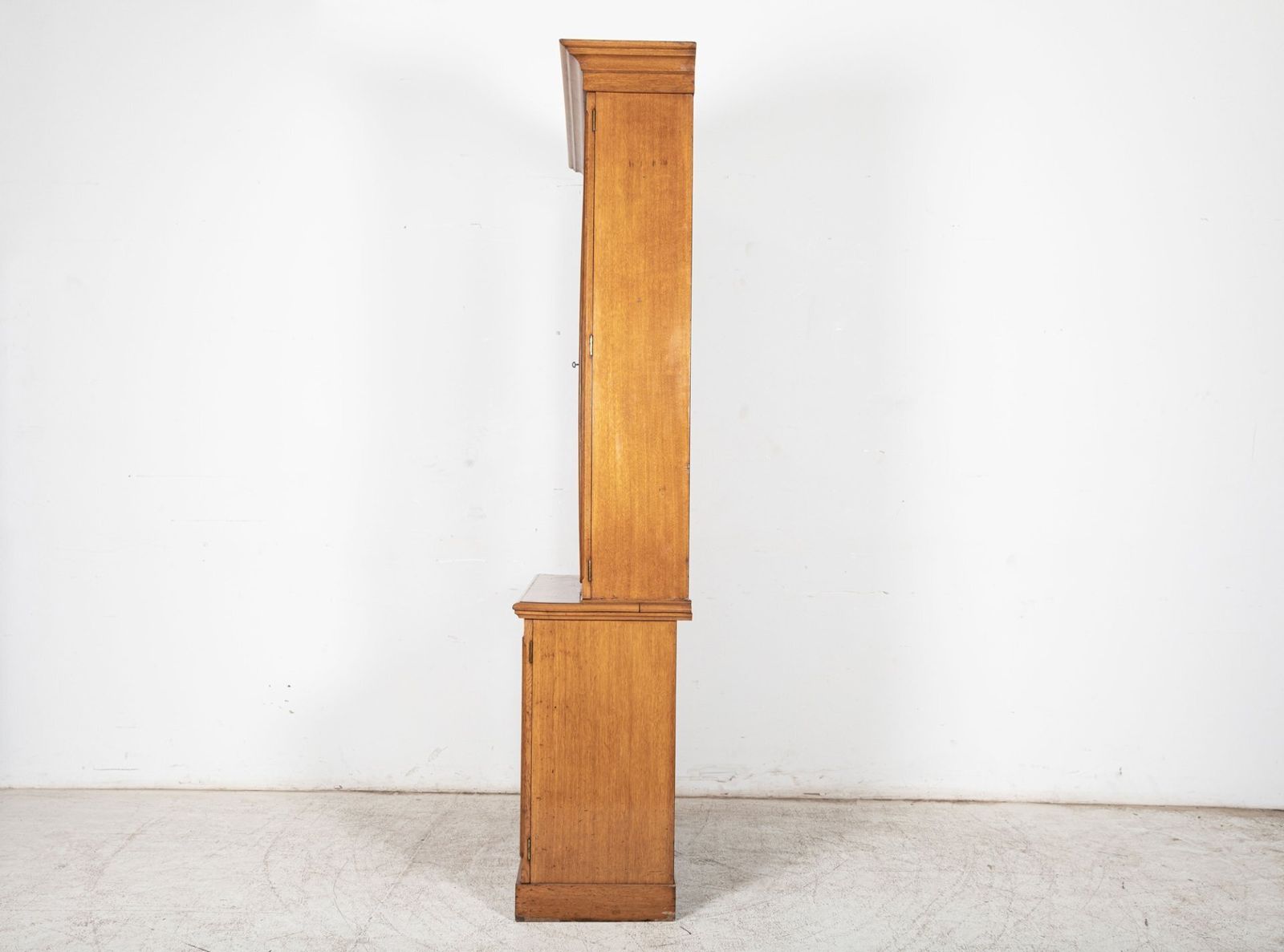 photo furniture 19thc English Glazed Oak Bookcase Cabinet
